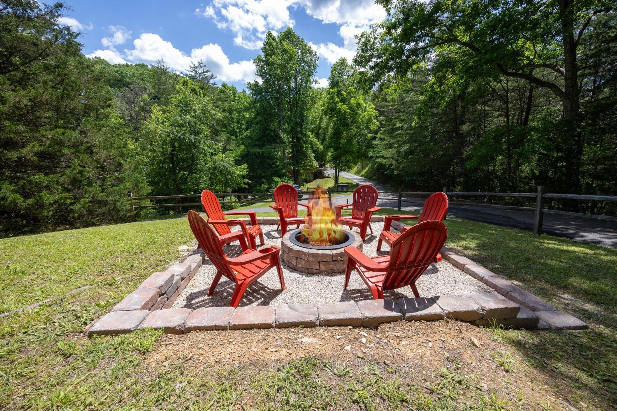 Villa Yoli Bear Hideaway à Sevierville Extérieur photo